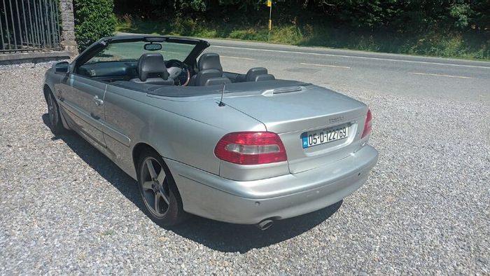 Volvo C70 2005