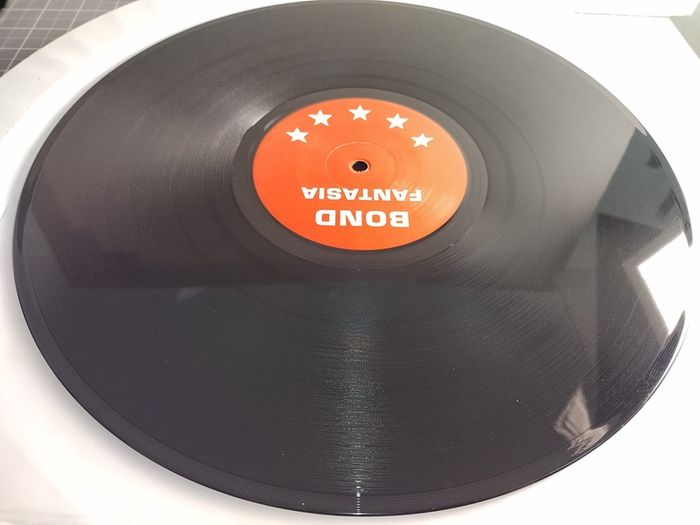 Bond - Fantasia - Euro Records - Seriously UNDER-RATED Cosmic Baby cover, Late 90s Trance GEM Banger!! Unplayed - MINT!