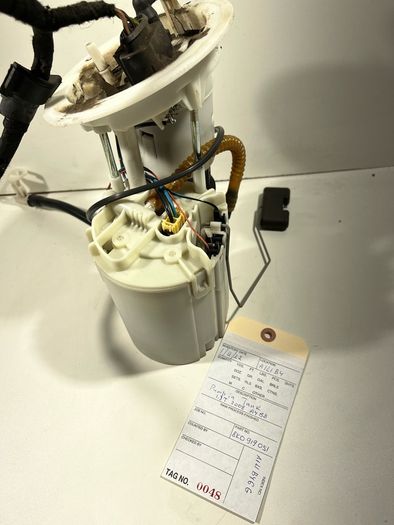 AUDI A4 B8 8K0919051 Fuel Tank Pump Petrol 2009 A1l1b46g.