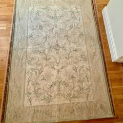 Immaculate Laura Ashley Rug