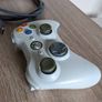 Xbox 360 console with controller Image 9