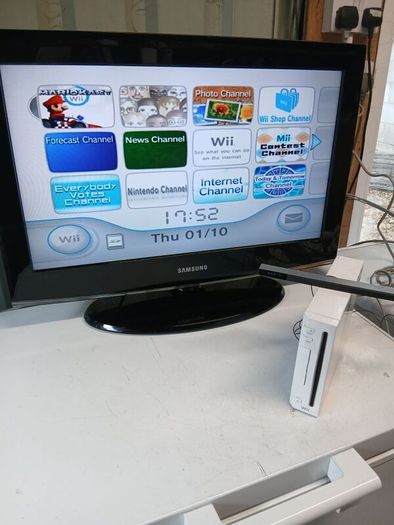Boxed Nintendo Wii Mario Kart Pack