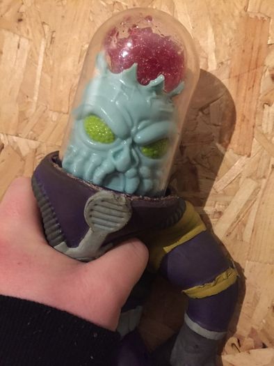 Monster Screamer toy
