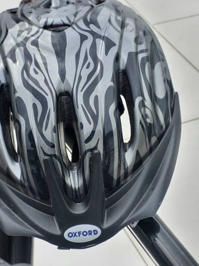 City Bike  By Reids With Helmet V.g.c