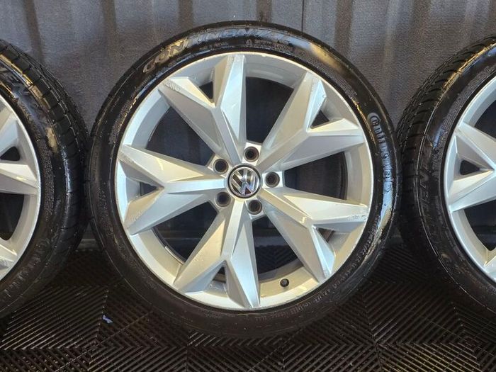 Genuine Set of 4 Volkswagen Prisma Alloy Wheels