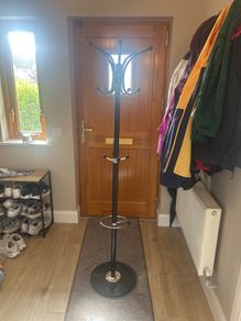 Coat stand
