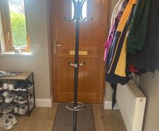 Coat stand