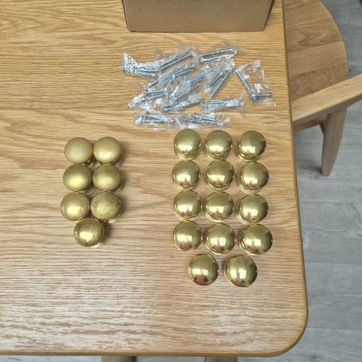 Set of 21 Polished Brass Cabinet Knobs - with screws