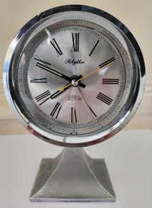 Rhythm space clock 70s