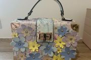 Flower trunk bag with strap