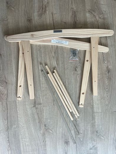 Moses basket rocking stand