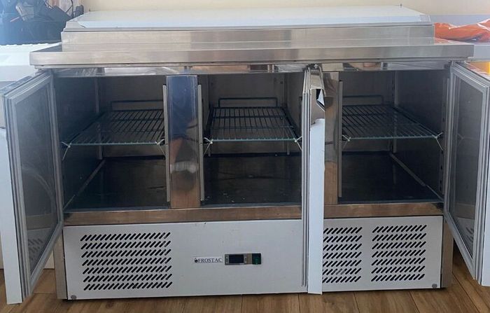 Saladette fridge