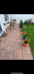 40 paving slabs
