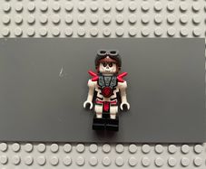 lego ninjago njo0030 Frakjaw (Skulkin) minifigure- Vertical Grip Hands, Armor, Aviator Cap with Goggles