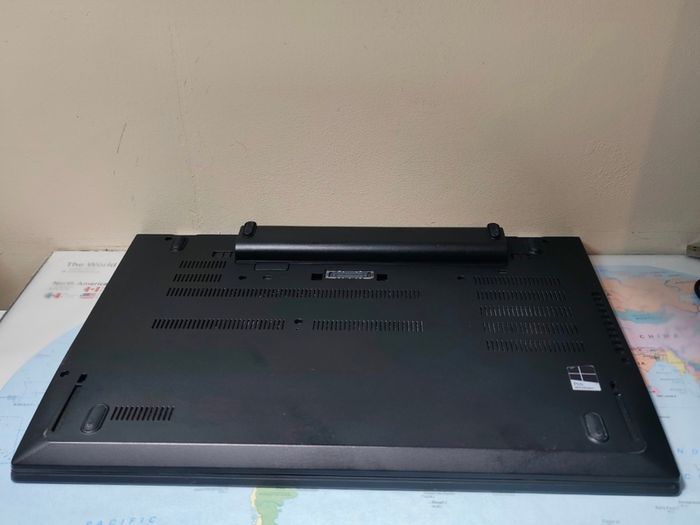 Lenovo ThinkPad T570 15.6" Intel i5 7th Gen | 8GB RAM | 256GB SSD | Windows 11 | Office 2021