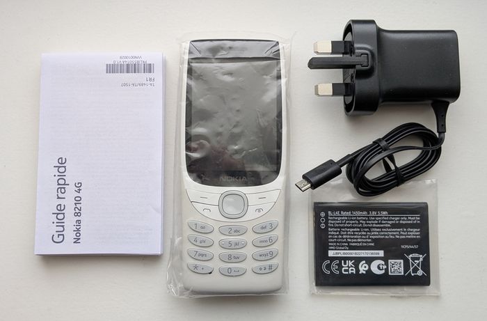 Nokia 8210 4G Sim Free