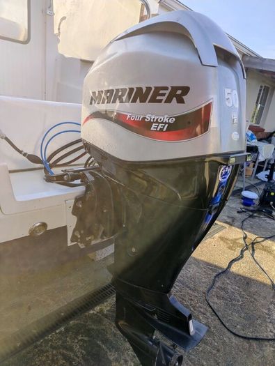 Quicksilver 500 Pilothouse boat