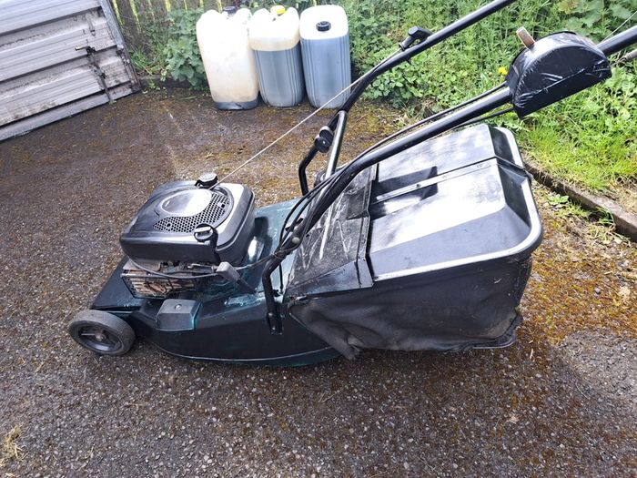Lawnmower