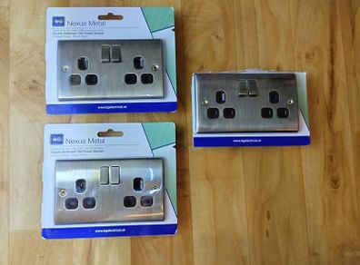 BG Metal Antique Brass Double Plug Socket