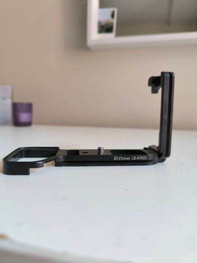 Camera L plate. A7r mkiii