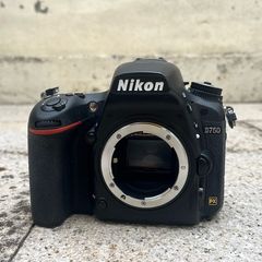 Nikon D750 + Nikkor 105mm 2.8
