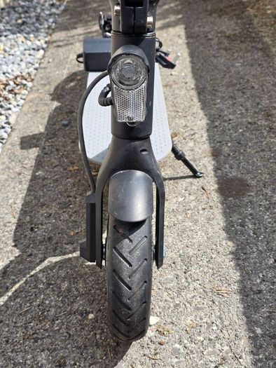 Electric scooter Iconbit back suspension