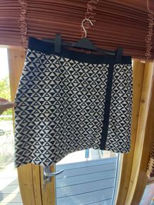WALLIS Skirt Black + Cream Size 14-16