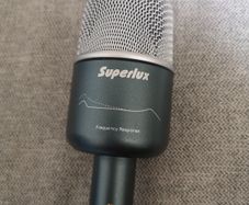 Superlux Pro 218a