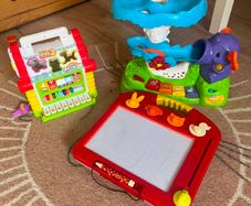 Kids toys