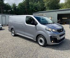 Peugeot Expert 1400 premium pro lwb 2.0 hdi