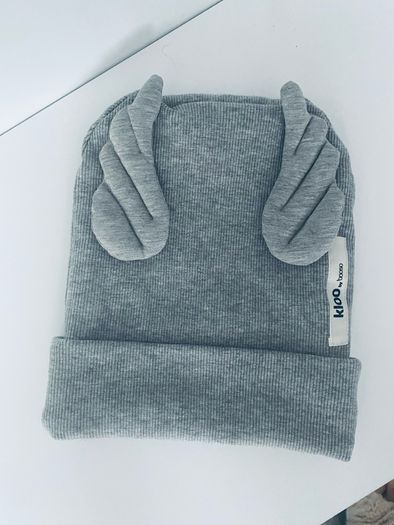 Kloo by booso Beanie age 6/7years