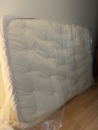 Sealy king size pocket sprung mattress