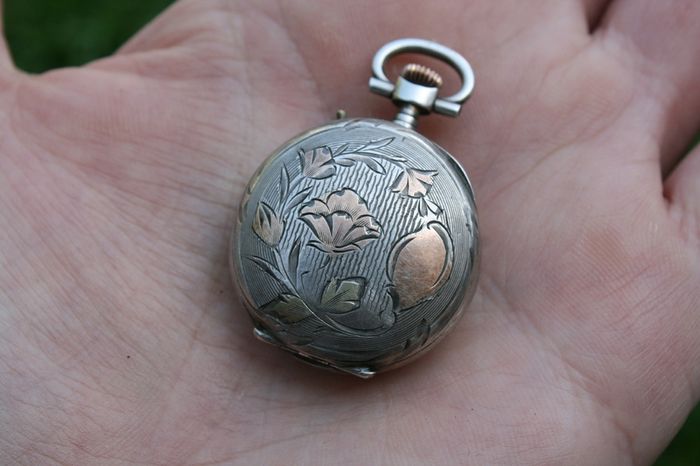 Antique Pocket Watch Mechanical Movement (in working order)