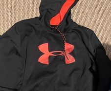 Under armour hoodie size xxl brand new