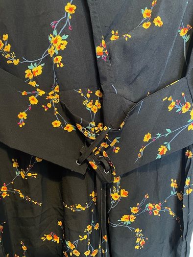 Pretty Little Thing black floral corset dress size 16 - New