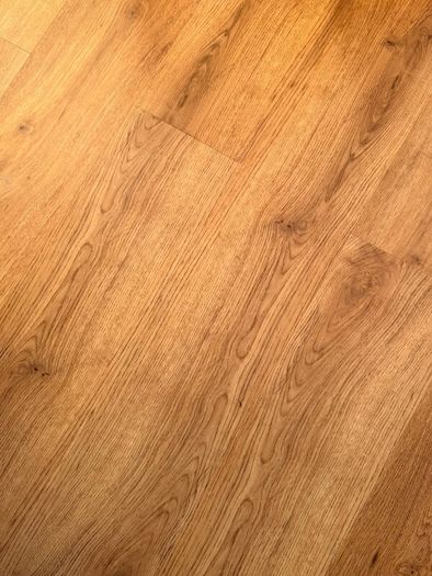 Luxury Vinyl Flooring 6.92m + Extras