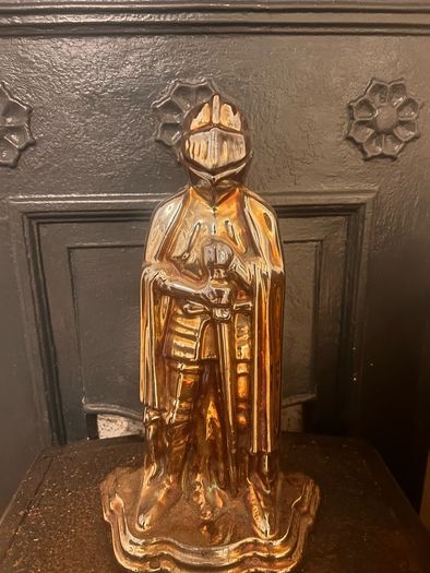 Vintage knight campanion set