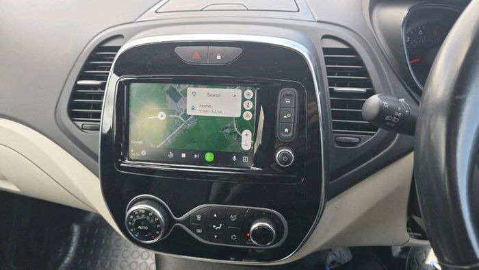 Renault Captur 2018, diesel automatic top spec