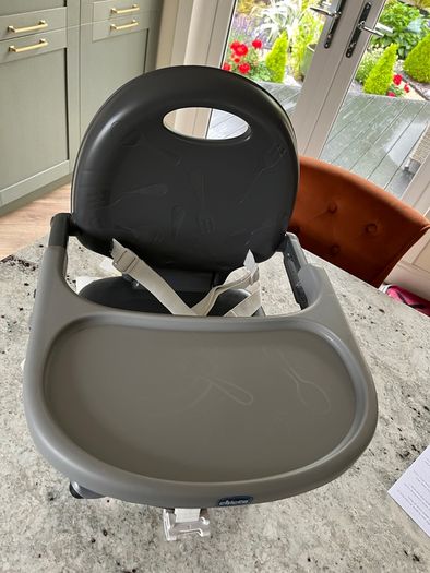 Chichi Booster Seat
