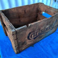 Old carlsberg wooden crate