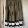 midi skirt Bnwt khaki pleated skirt small Image 2
