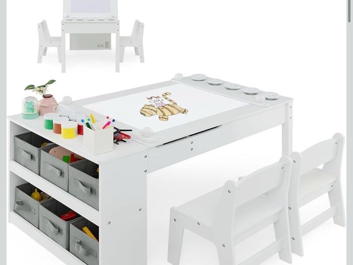 Kids table and chairs