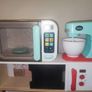 Toy Play Kitchen with Ice Dispenser & Appliances Image 2