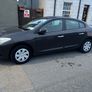 vehicle 2013 Renault Fluence Image 2