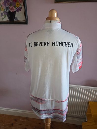 2025/26 FC Bayern Muinch Away Jersey - Large size