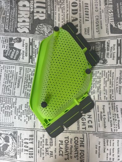 Metaltex Drain on Corner Strainer