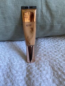 Charlotte Tilbury beautiful skin foundation