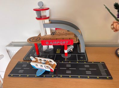 Wooden Airport
