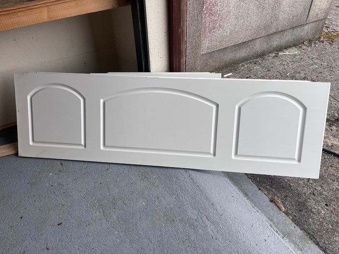Bath panel