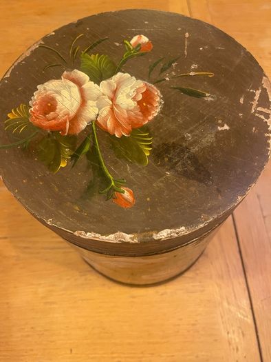 Antique Motif Box